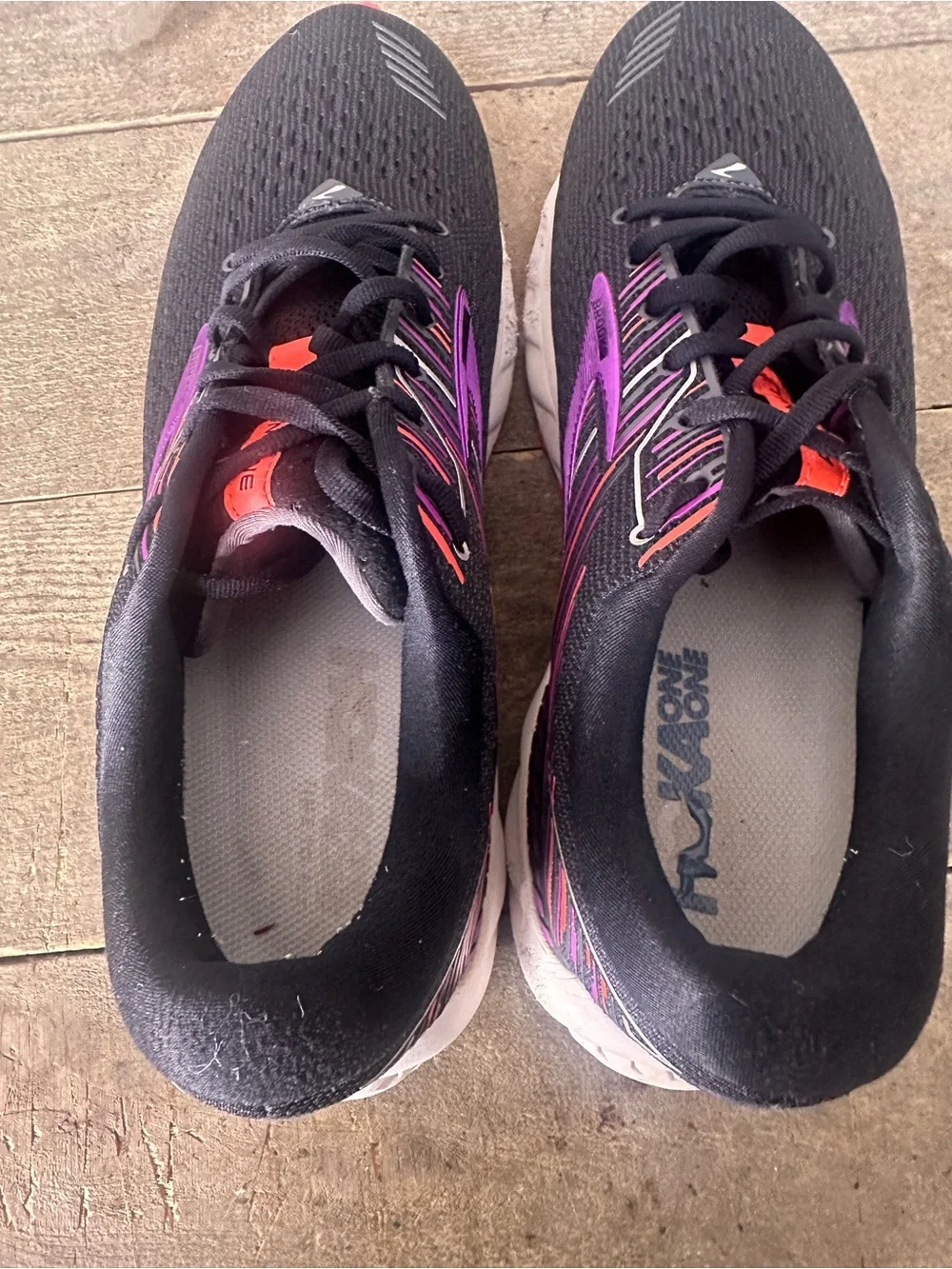 Brooks Adrenaline GTS 19 Women's Size 11.5 B Sneakers Running 1202841B080 Shoes